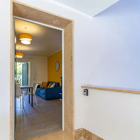 Apartment Mustard Rome