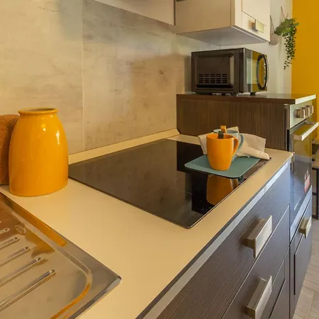 Apartamento Mustard